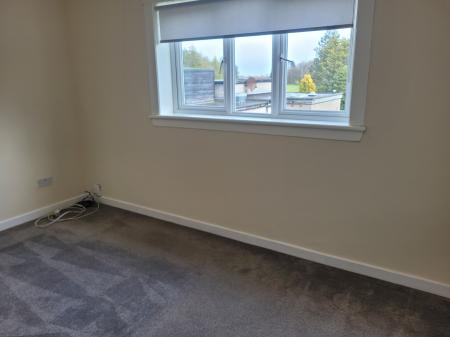 3 bedroom Semi-detached house to let in Burnhead Road, Larbert, FK5