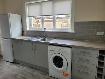 3 bedroom Semi-detached house to let in Burnhead Road, Larbert, FK5