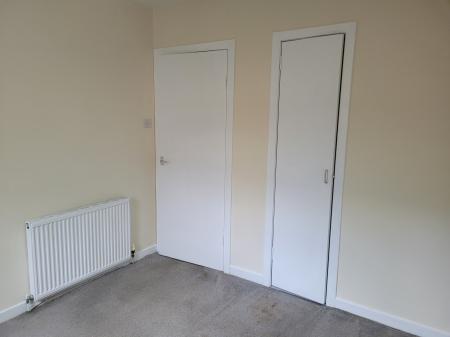 3 bedroom Semi-detached house to let in Burnhead Road, Larbert, FK5