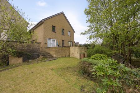 2 bedroom Flat for sale in Falkirk Road, Larbert, FK5