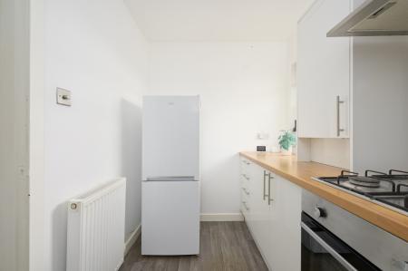 2 bedroom Flat for sale in Falkirk Road, Larbert, FK5