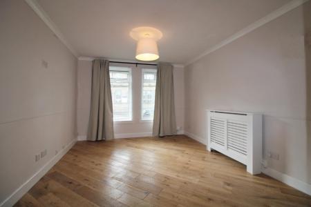 1 bedroom Flat to let in Fairfield Place, Falkirk, FK2