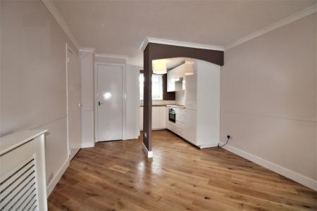 1 bedroom Flat to let in Fairfield Place, Falkirk, FK2