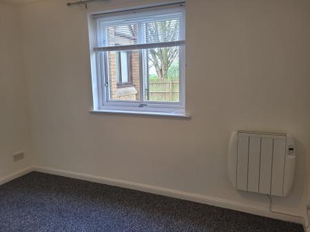 1 bedroom Flat to let in Morar Place, Grangemouth, FK3