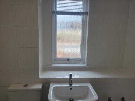 1 bedroom Flat to let in Morar Place, Grangemouth, FK3