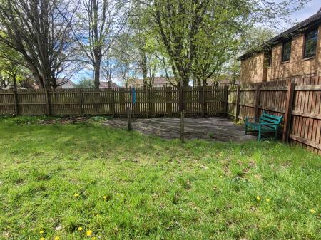 1 bedroom Flat to let in Morar Place, Grangemouth, FK3