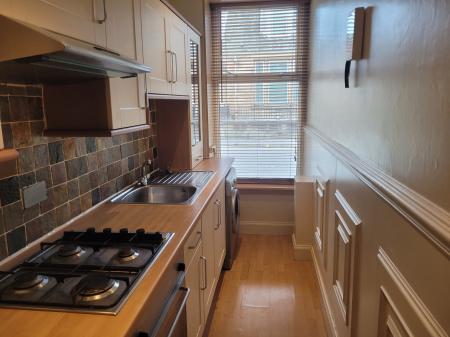 1 bedroom Flat to let in St Crispins Place, Falkirk, FK1