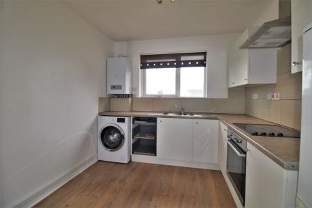 2 bedroom Flat to let in Castings Court, Falkirk, FK2