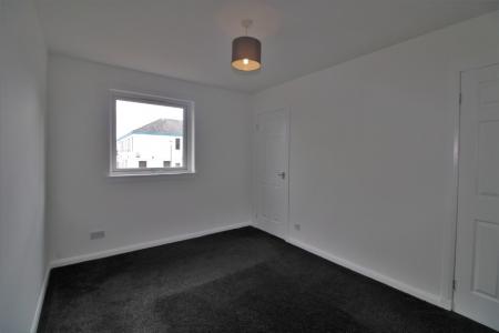2 bedroom Flat to let in Castings Court, Falkirk, FK2