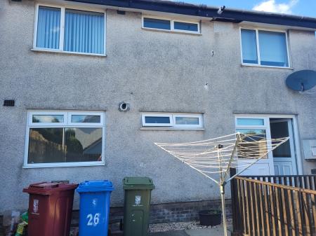 2 bedroom Flat to let in Fortinghall Crescent, Polmont, FK2