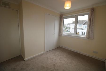 2 bedroom Flat to let in Lawers Crescent, Polmont, FK2
