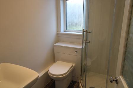 2 bedroom Ground floor flat to let in Windsor Road, Falkirk, FK1
