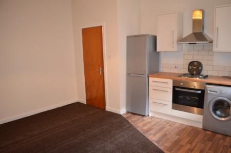 1 bedroom Flat to let in East Bridge Street, Falkirk, FK1
