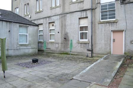 1 bedroom Flat to let in East Bridge Street, Falkirk, FK1