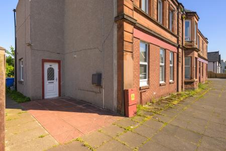 1 bedroom Flat for sale in Nelson Street, Grangemouth, FK3