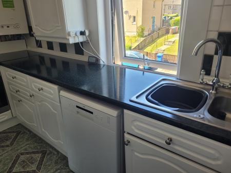 2 bedroom Flat to let in Bruce Street, Falkirk, FK2