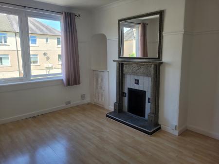 2 bedroom Flat to let in Bruce Street, Falkirk, FK2