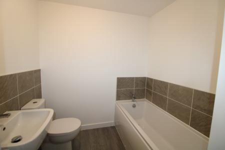 3 bedroom Terraced House to let in Forth Wynd, Falkirk, FK2