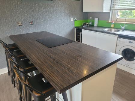 2 bedroom Flat to let in Fairfield Place, Falkirk, FK2