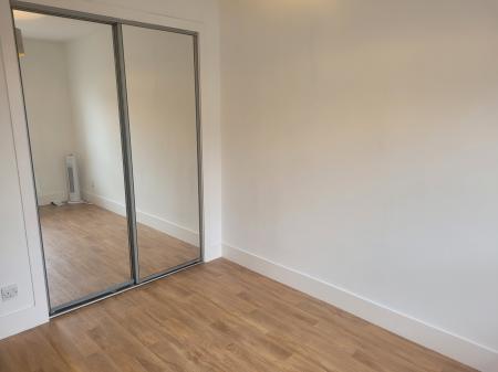 2 bedroom Flat to let in Fairfield Place, Falkirk, FK2