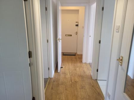 2 bedroom Flat to let in Canavan Park, Falkirk, FK2