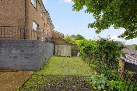 2 bedroom Semi-detached house for sale in Alloway Crescent, Bonnybridge, FK4