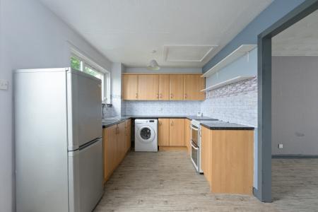 2 bedroom Semi-detached house for sale in Alloway Crescent, Bonnybridge, FK4