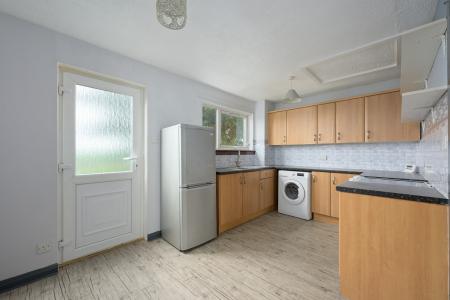 2 bedroom Semi-detached house for sale in Alloway Crescent, Bonnybridge, FK4