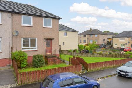 Loanhead Avenue, Dennyloanhead, FK4