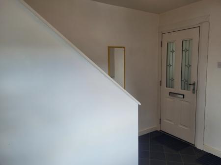 2 bedroom Flat to let in Teviot Street, Falkirk, FK1