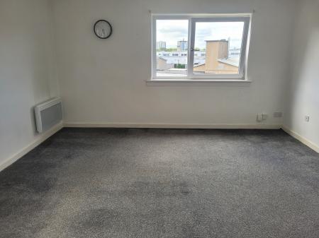 2 bedroom Flat to let in Teviot Street, Falkirk, FK1