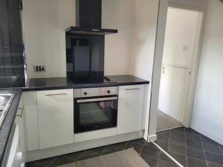 2 bedroom Flat to let in Teviot Street, Falkirk, FK1