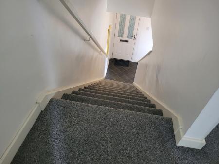 2 bedroom Flat to let in Teviot Street, Falkirk, FK1