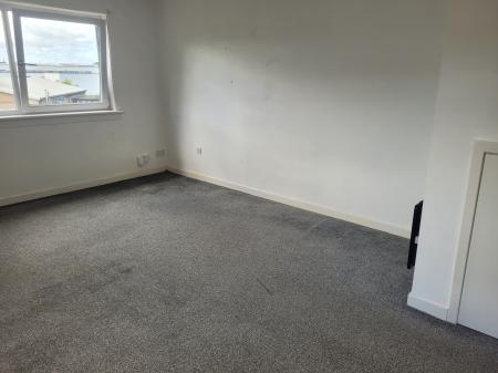 2 bedroom Flat to let in Teviot Street, Falkirk, FK1