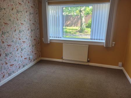 2 bedroom Flat to let in Blair Terrace, Falkirk, FK5