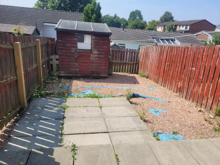 2 bedroom Flat to let in Blair Terrace, Falkirk, FK5