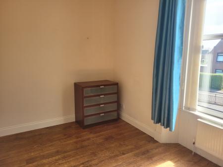 1 bedroom Flat to let in Grangemouth Road, Falkirk, FK2