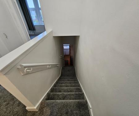 2 bedroom Terraced House to let in Ailsa Court, Maddiston, FK2