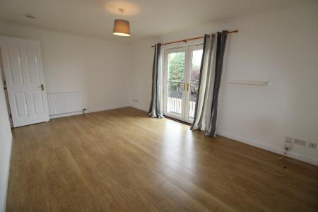 2 bedroom Flat to let in Ladysmill Court, Falkirk, FK2