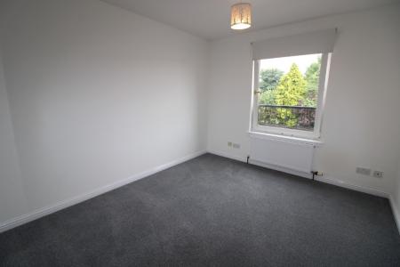 2 bedroom Flat to let in Ladysmill Court, Falkirk, FK2