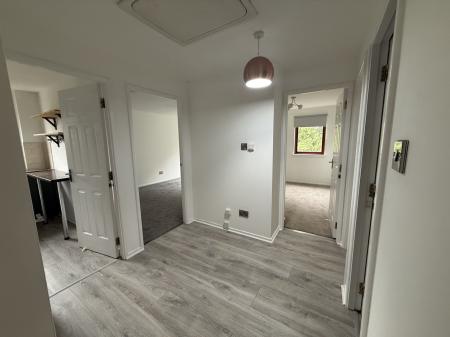 2 bedroom Flat to let in Clyde Street, Camelon, FK1