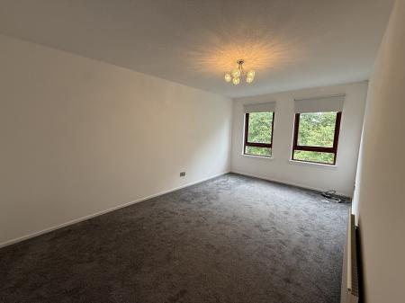 2 bedroom Flat to let in Clyde Street, Camelon, FK1