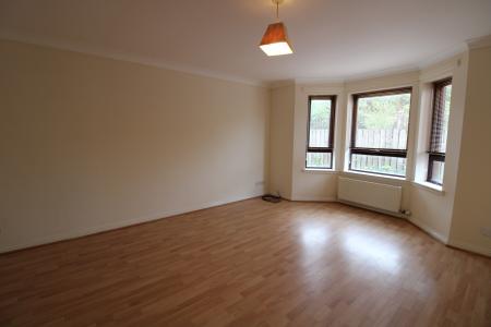 2 bedroom Flat to let in High Station Court, Falkirk, FK1