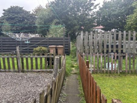 2 bedroom Flat to let in McLaren Terrace, Carron, FK2