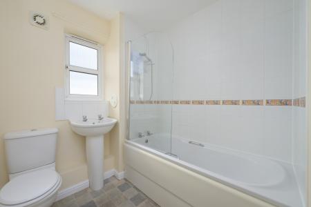 2 bedroom Flat for sale in Canavan Park, Falkirk, FK2