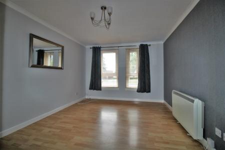 1 bedroom Flat to let in Fairfield Place, Falkirk, FK2