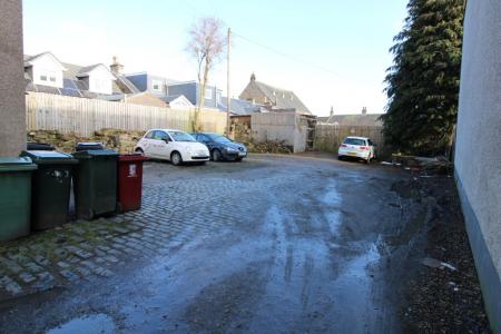 1 bedroom Flat to let in Main Street, Bainsford, FK2