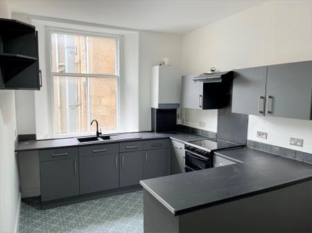 3 bedroom Flat to let in Vicar Street, Falkirk, FK1