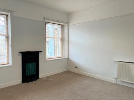 3 bedroom Flat to let in Vicar Street, Falkirk, FK1
