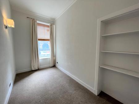 3 bedroom Flat to let in Vicar Street, Falkirk, FK1